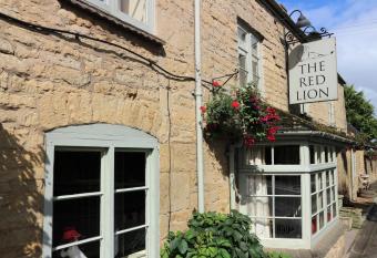 The Red Lion Inn allows 18 year olds to book a room