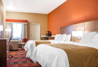 Comfort Inn Lucky Lane has Balcony rooms