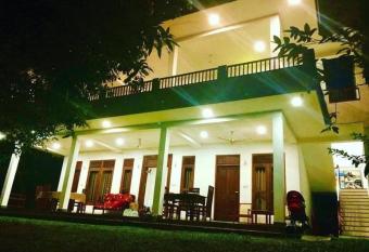 Villa Wanderlust has Smoking/Balcony rooms