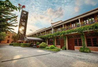 Capella Shanghai, Jian Ye Li has Balcony rooms