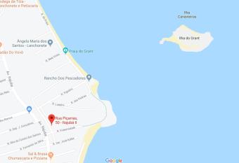 Canto da Praia has rooms with a private hot tub