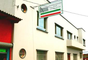 Pizzeria Colisseo B & B has Balcony rooms