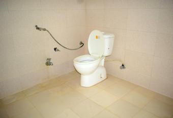 Hotel Ashapura Palace by Sky Stays has rooms with a private hot tub