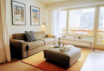 Piz San Gian 14 allows 18 year olds to book a room