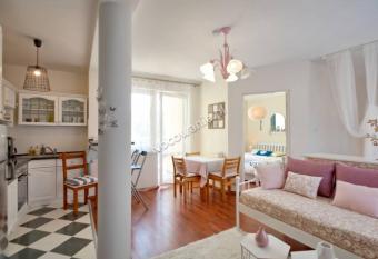 Apartament Bajka allows 18 year olds to book a room