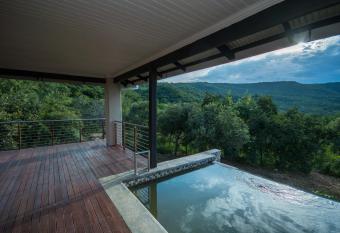 Hazyview Bogarts Villa has Balcony rooms