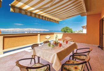 Apartments Valiza III i Apartments Valiza IV has Balcony rooms