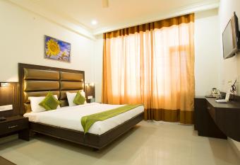 Treebo Trend Dee Intercontinental Amritsar has Smoking rooms