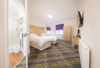 The Bay Horse allows 18 year olds to book a room