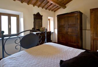 Casa Macina has Balcony rooms