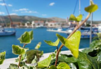 Room Cvita allows 18 year olds to book a room