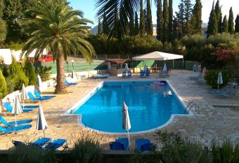 Tina Hotel has Balcony rooms