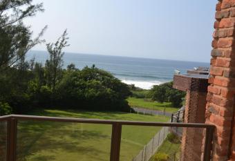 See Uitsig 12 has Balcony rooms