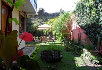 Casa Landivar Hotel has Balcony rooms