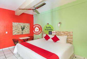 Hotel Costa Azul allows 18 year olds to book a room