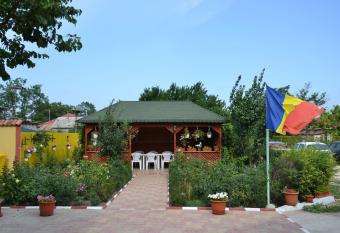 Casa Cu Flori Corbu has Balcony rooms