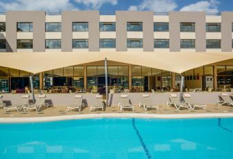 Tamarind Tree Hotel allows 18 year olds to book a room