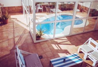 Aloe Vera Shared House allows 18 year olds to book a room