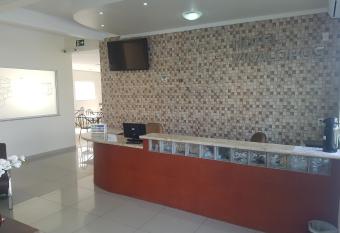 Hotel Viracopos de Indaiatuba allows 18 year olds to book a room