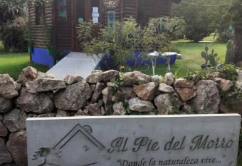 al pie del morro allows 18 year olds to book a room