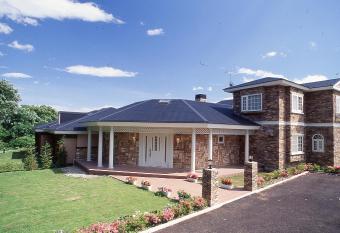 Canari has Balcony rooms