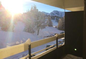 Appartement d une chambre avec balcon amenage a Chamrousse has Balcony rooms