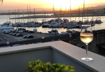 B&B Marina di Ortigia has Balcony rooms