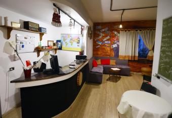 D1 Hostel has Balcony rooms