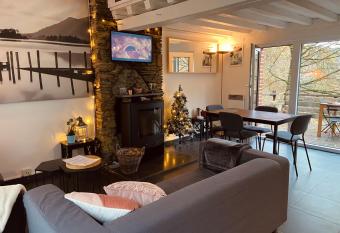 G  te   carlate 9 has Balcony rooms