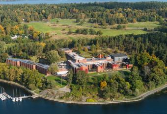Skogshem & Wijk has Balcony rooms