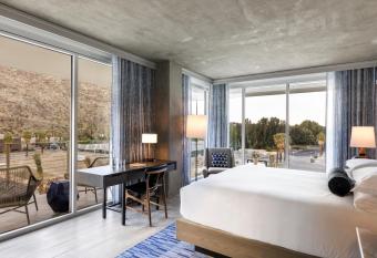 Kimpton Rowan Palm Springs By IHG has Balcony rooms