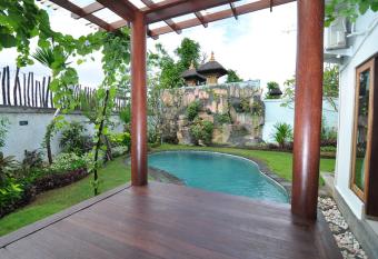 Kandava Villa has Balcony rooms