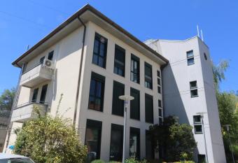Bed Room has Balcony rooms