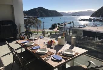 Oxley s Waterfront Apartment has Balcony rooms