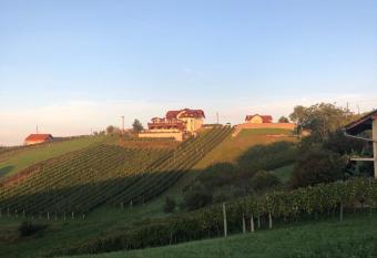 B&B OPG Culig has Balcony rooms