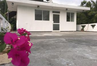 Ceylon Ramble Villa has Smoking rooms