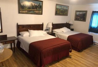 Angeles Motel allows 18 year olds to book a room