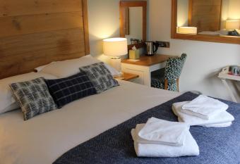 The Pityme Inn allows 18 year olds to book a room