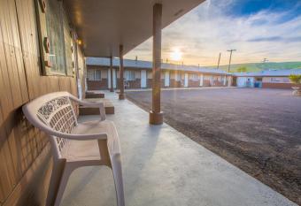 Dayton Motel allows 18 year olds to book a room