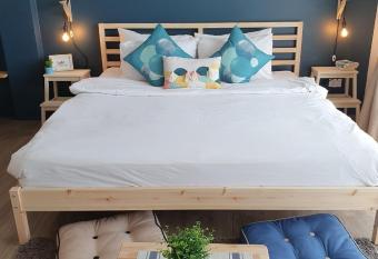 Thira House has Balcony rooms