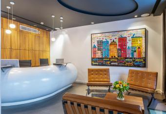 Le 20 Prieur   H  tel has Balcony rooms