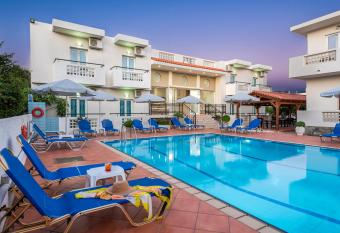 Sisi Breeze Hotel has Balcony rooms