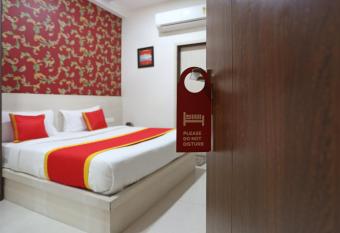 Capital O 9304 Hotel Swastika allows 18 year olds to book a room