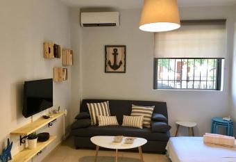 Victoria Blue allows 18 year olds to book a room