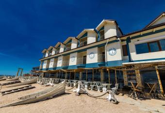 Micul Golf has Balcony rooms