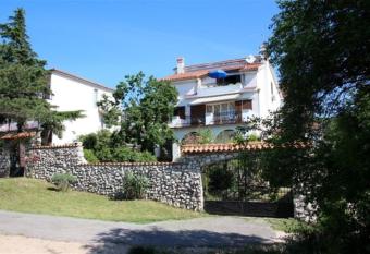 Rea has Balcony rooms