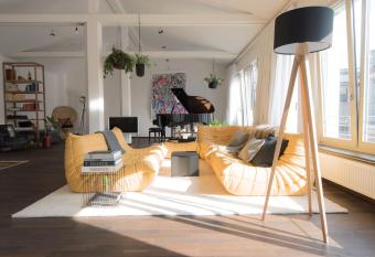 Weimar Central Artist Loft - 120 m2 has Balcony rooms