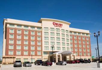 Drury Plaza Hotel St. Louis St. Charles allows 18 year olds to book a room