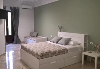 Sole di Maggio allows 18 year olds to book a room