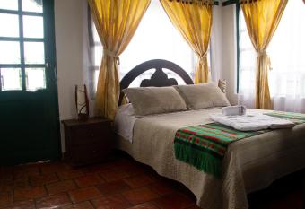 CASA VILLA LUGUIANGA Villa de Leyva allows 18 year olds to book a room